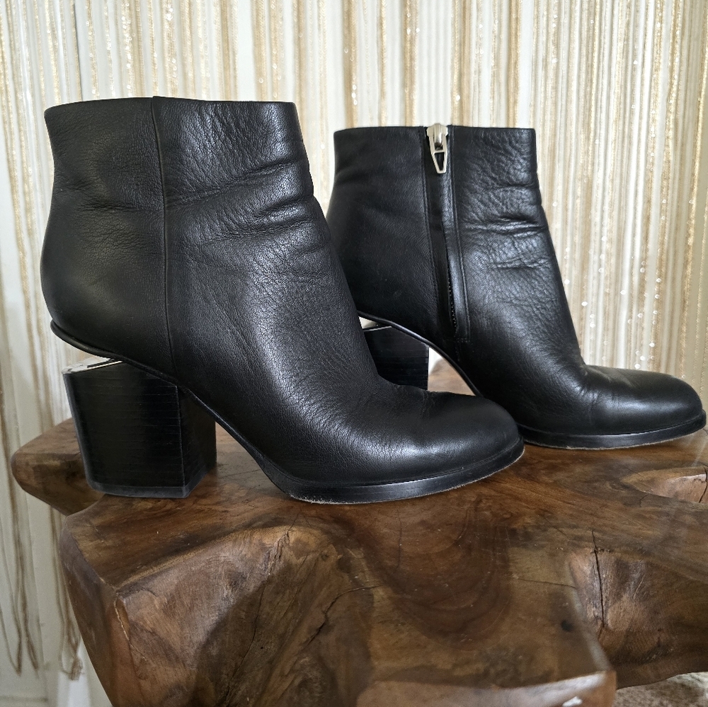 Alexander Wang Gabi - Black Leather  & Silver Cut-out Heel Women's 36 1/2
